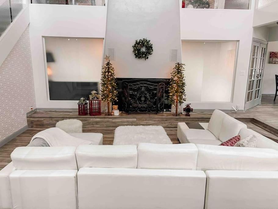 *Entertainment Villa* 5Min To Strip Optional Heated Pool Jacuzzi! Las Vegas Exterior foto