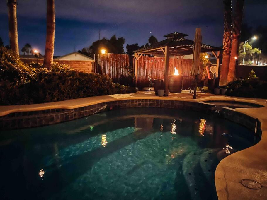 *Entertainment Villa* 5Min To Strip Optional Heated Pool Jacuzzi! Las Vegas Exterior foto
